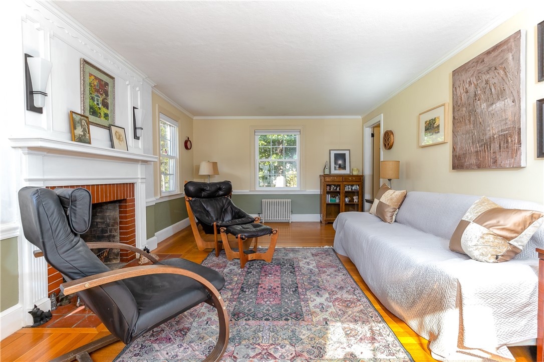 205 Trinity Street Warwick, RI 02886 - Photo 14 of 28 Gallery Image 14