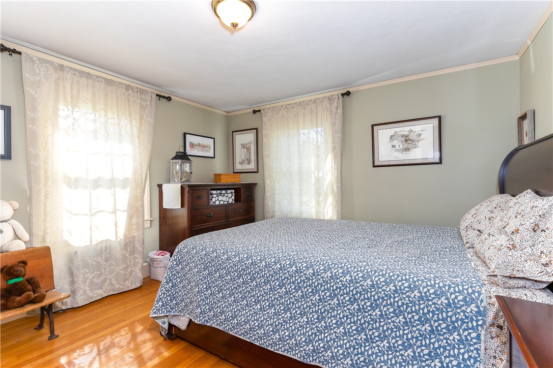 205 Trinity Street Warwick, RI 02886 - Photo 20 of 28 Gallery Image 20