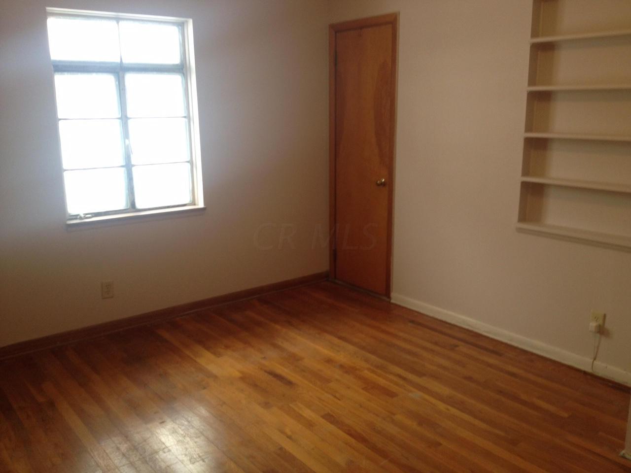3127 Derby Road Columbus, OH 43221 - Photo 17 of 27