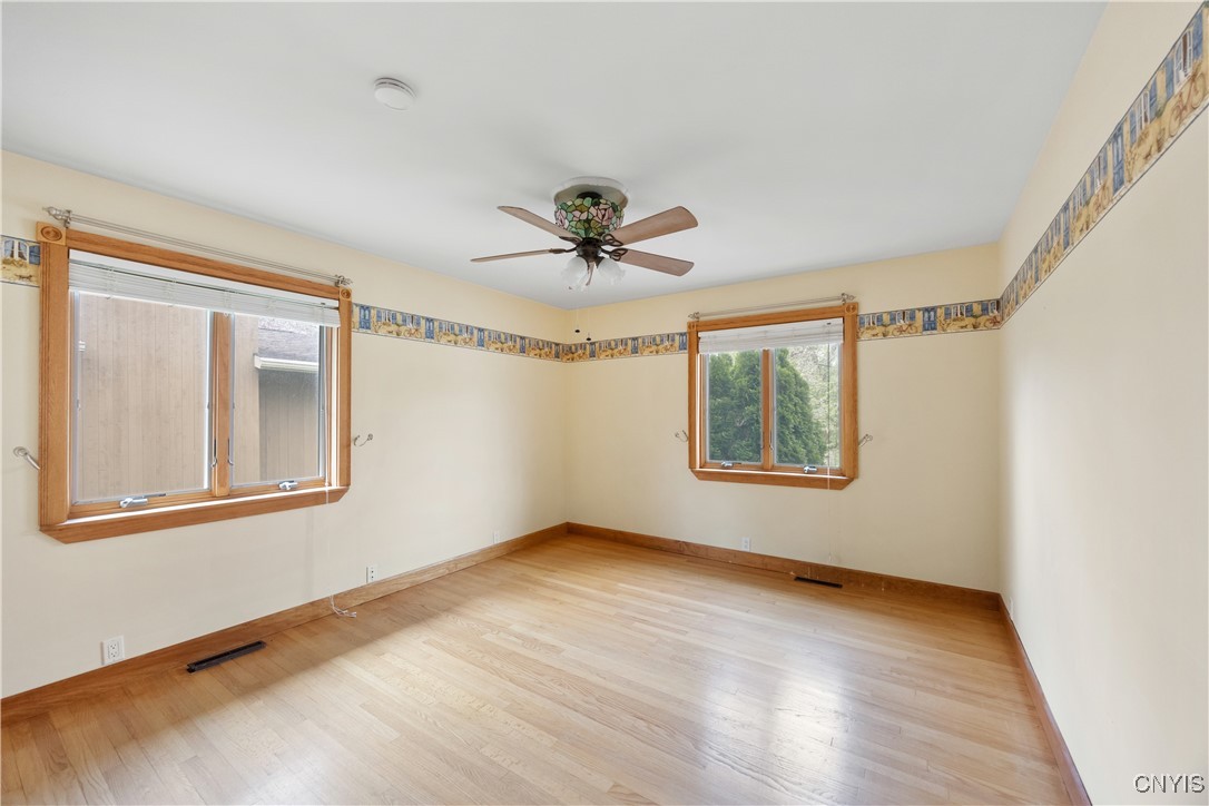 101 Hatherly Road Syracuse, NY 13224 - Photo 13 of 33