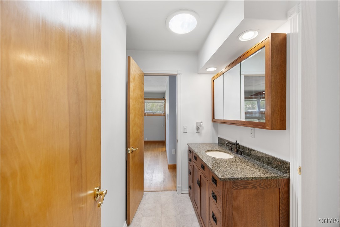 101 Hatherly Road Syracuse, NY 13224 - Photo 17 of 33