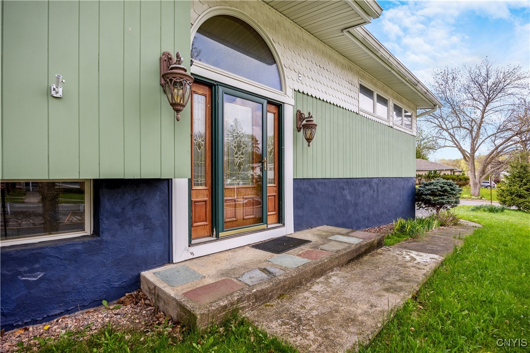 101 Hatherly Road Syracuse, NY 13224 - Photo 2 of 33