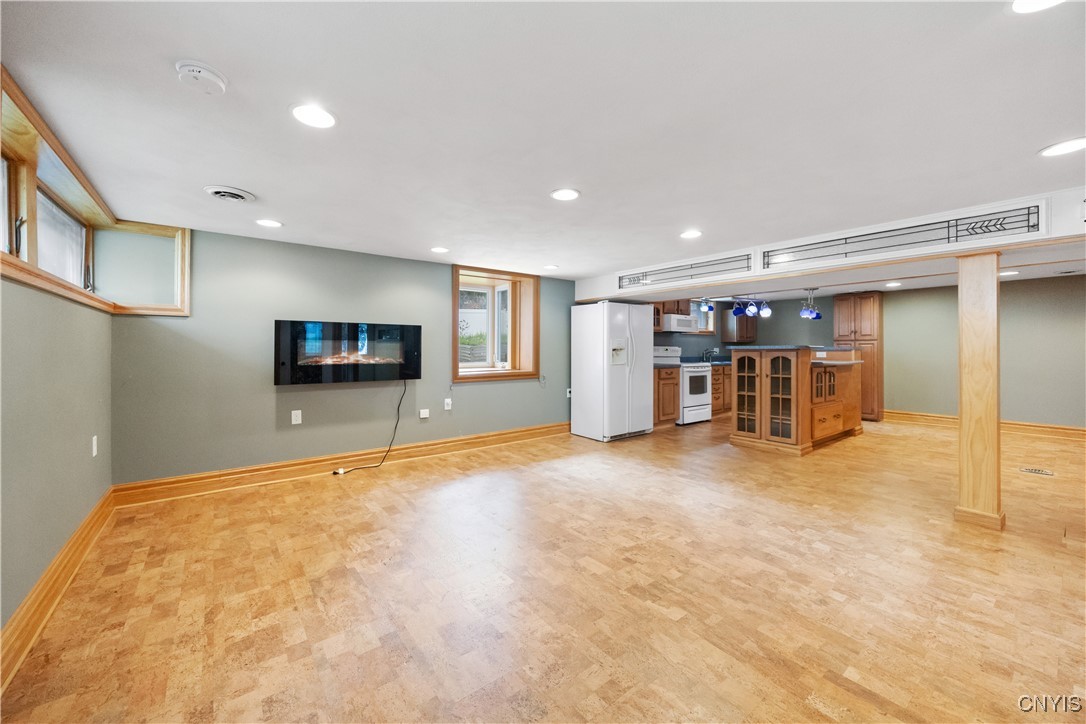 101 Hatherly Road Syracuse, NY 13224 - Photo 25 of 33