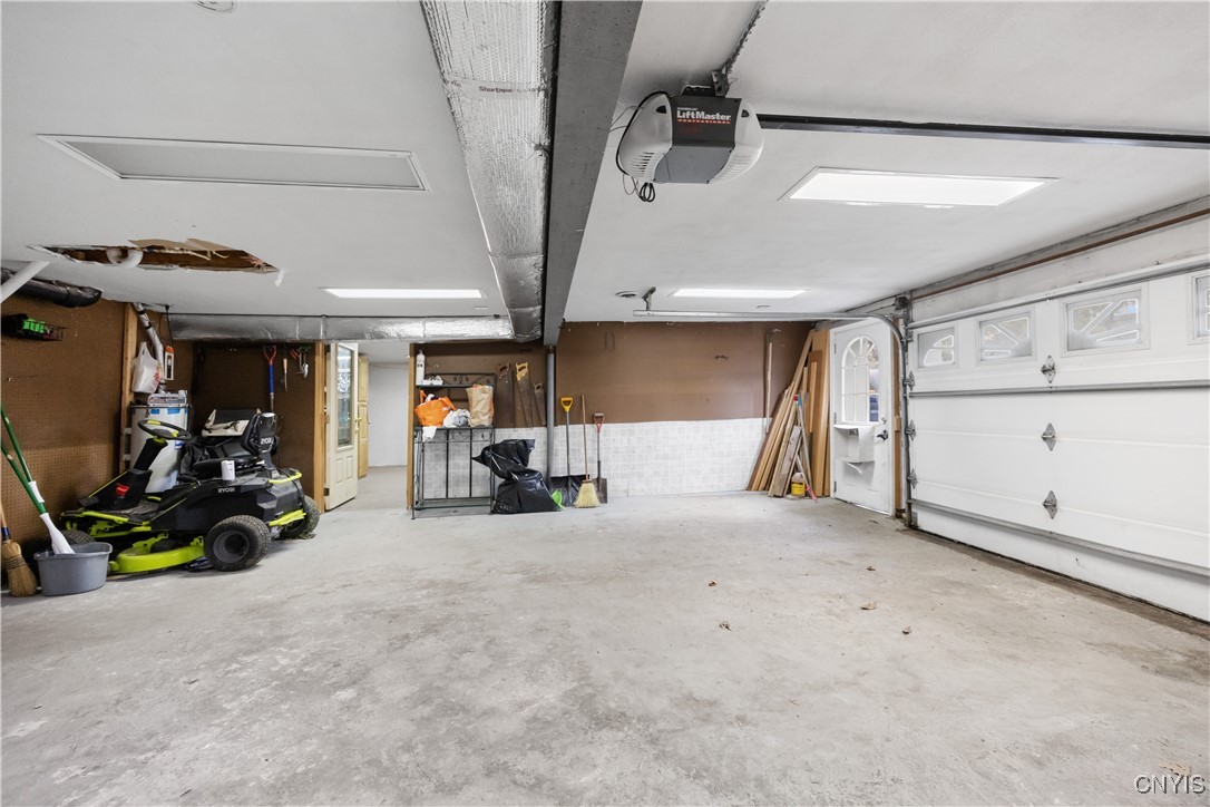 101 Hatherly Road Syracuse, NY 13224 - Photo 28 of 33