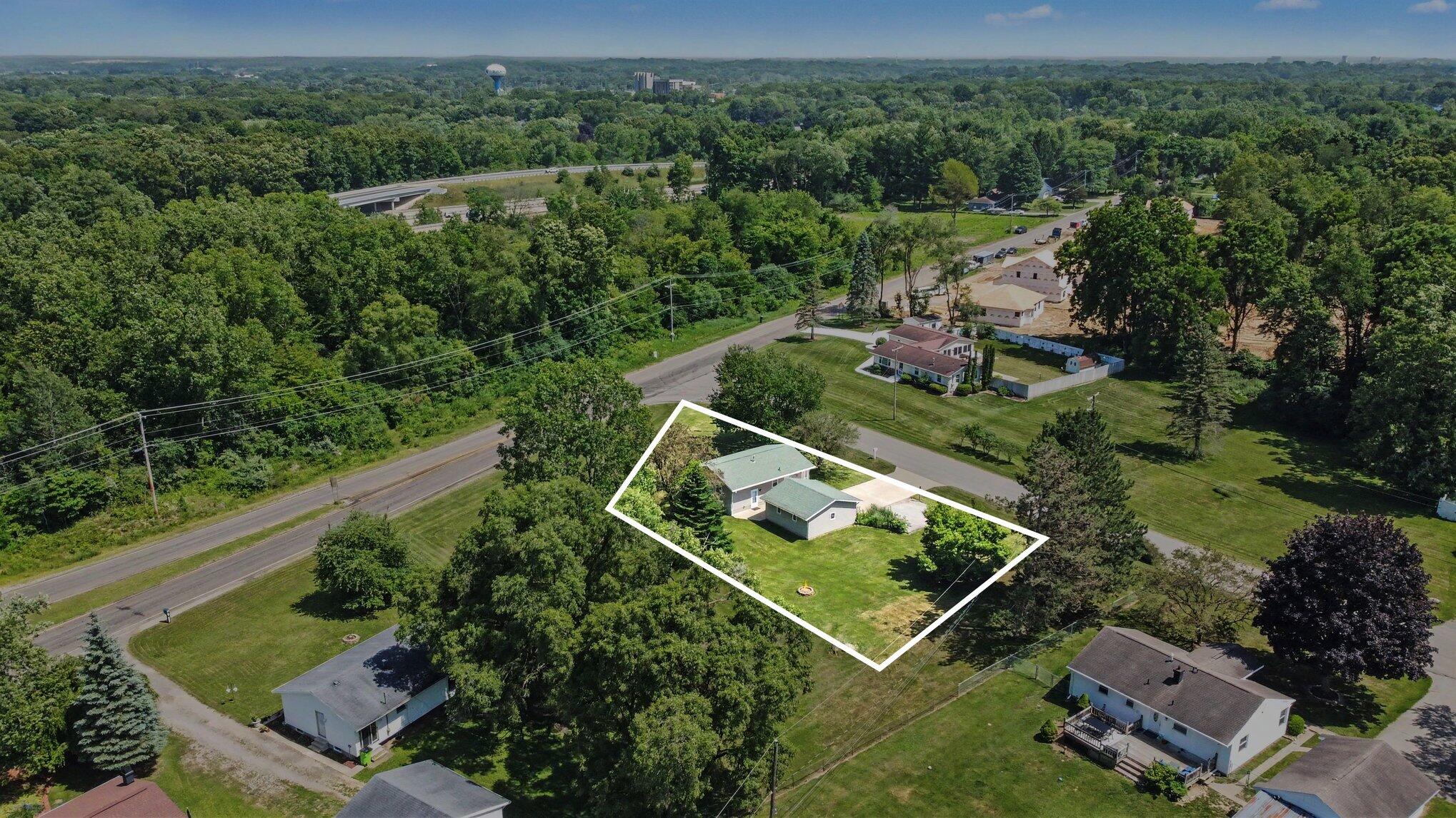 3604 Clinton Way Jackson, MI 49201 - Photo 29 of 30 030_file_8414