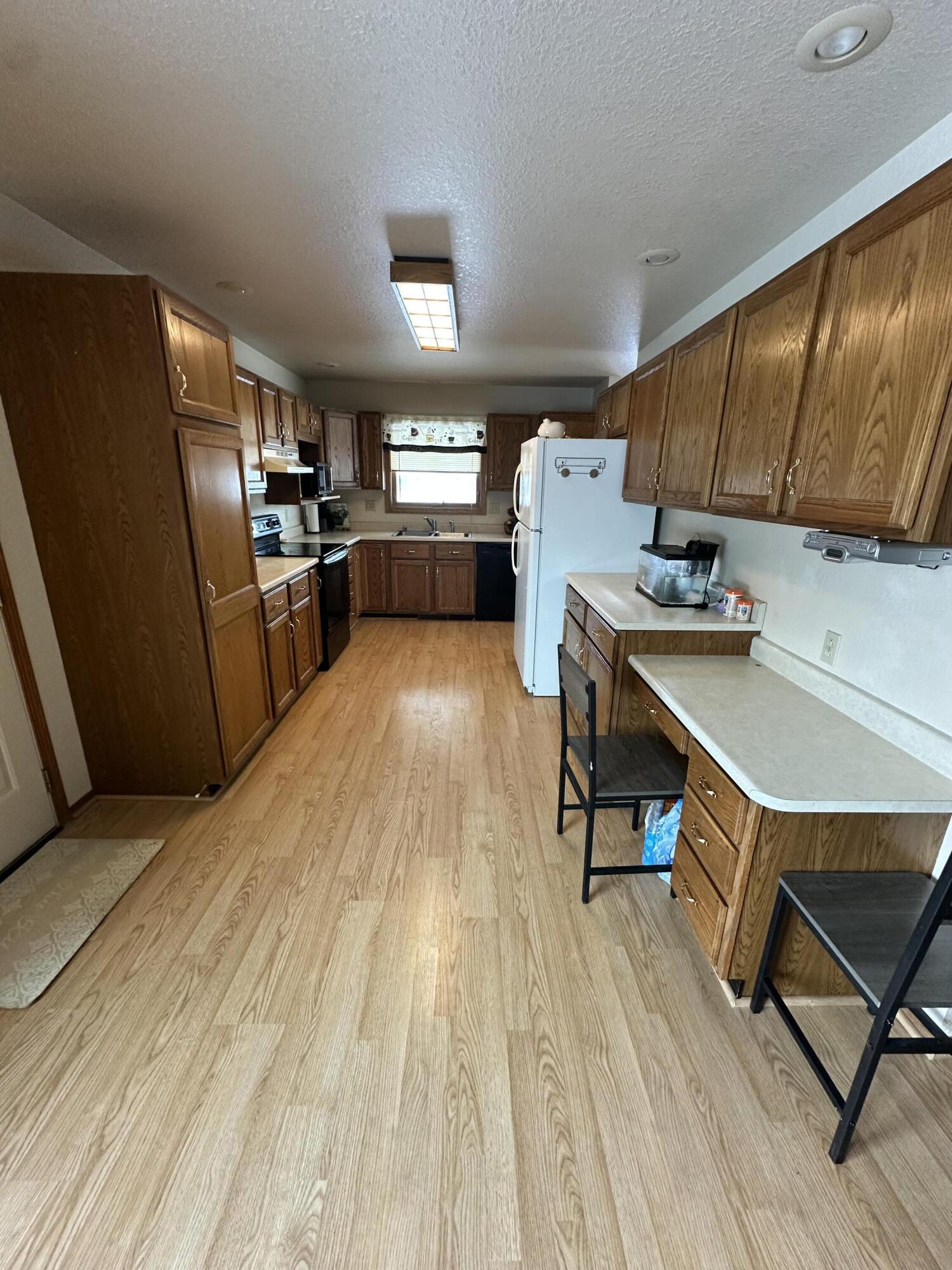 427 Limestone Street Kiel, WI 53042 - Photo 4 of 25 Kitchen
