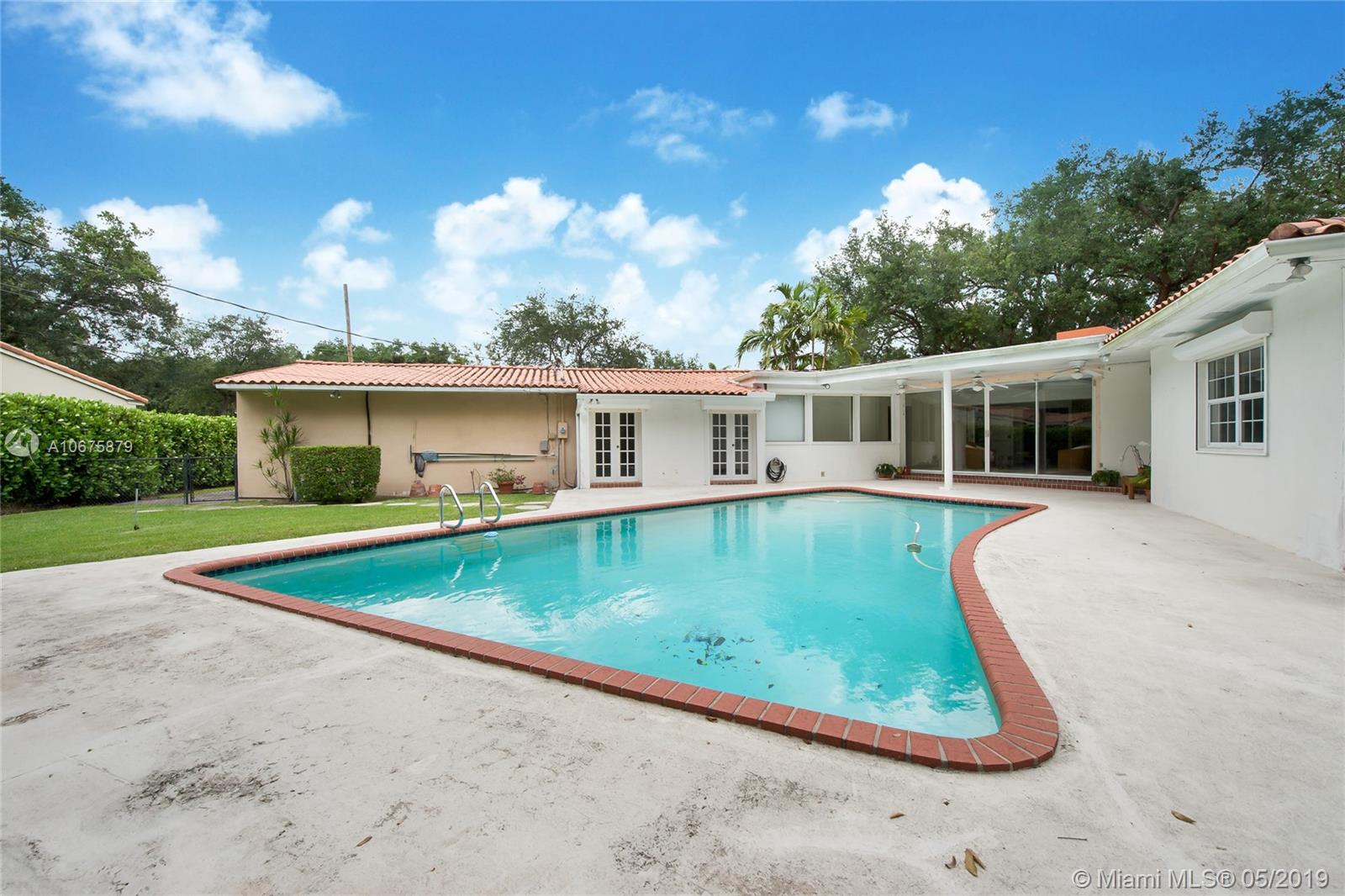 901 Hardee Road Coral Gables, FL 33146 - Photo 9 of 28