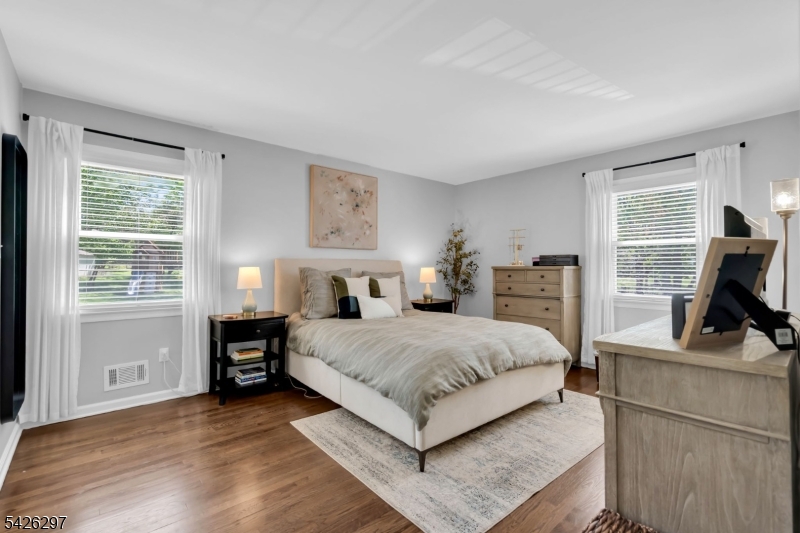 1360 Tullo Road Bridgewater, NJ 08836 - Photo 18 of 49