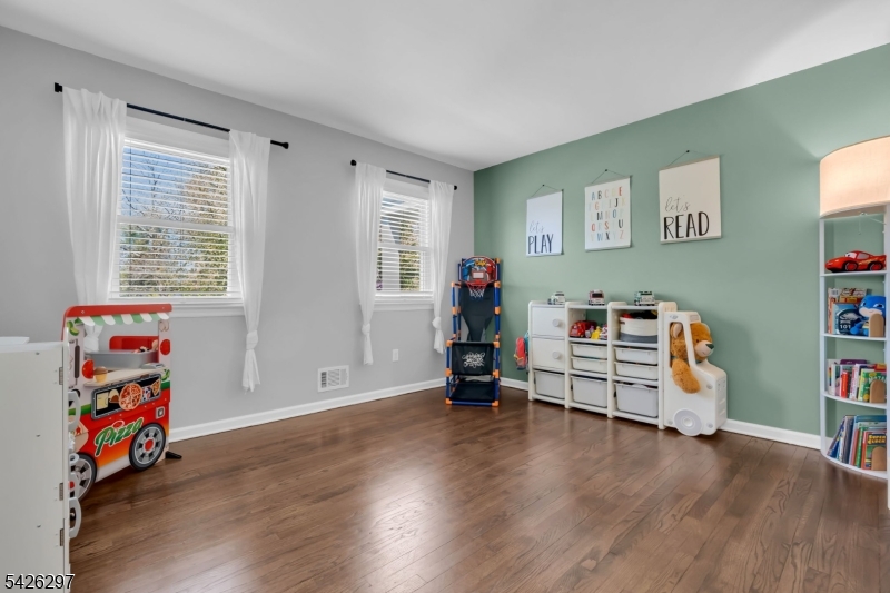 1360 Tullo Road Bridgewater, NJ 08836 - Photo 25 of 49