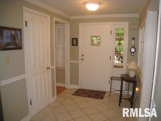 2936 River Heights Road Rock Island, IL 61201 - Photo 5 of 24 Gallery Image 5