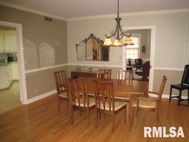 2936 River Heights Road Rock Island, IL 61201 - Photo 9 of 24 Gallery Image 9