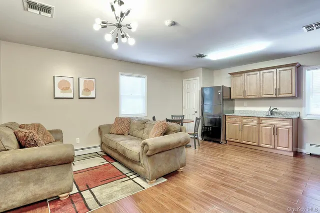 $1,750,000 | 6 Orchard Hill Drive, Monsey, NY 10952