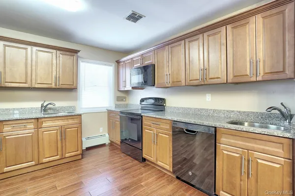 $1,625,000 | 6 Orchard Hill Drive, Monsey, NY 10952