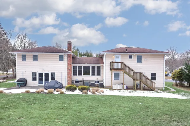 $1,750,000 | 6 Orchard Hill Drive, Monsey, NY 10952