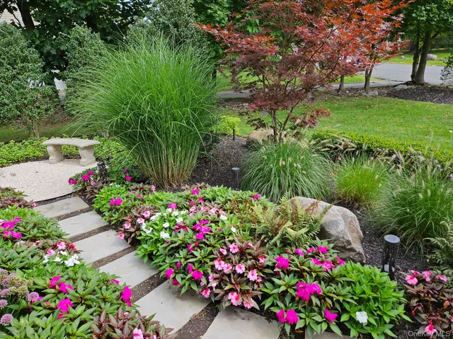 $1,750,000 | 6 Orchard Hill Drive, Monsey, NY 10952