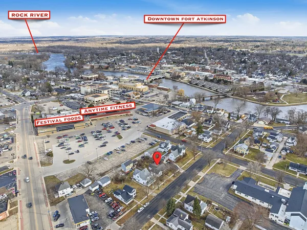 $235,000 | 308 Adams Street, Fort Atkinson, WI 53538