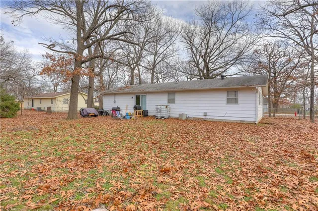 $178,500 | 506 Lone Elm Drive, Carl Junction, MO 64834