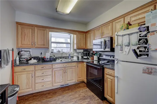 $178,500 | 506 Lone Elm Drive, Carl Junction, MO 64834