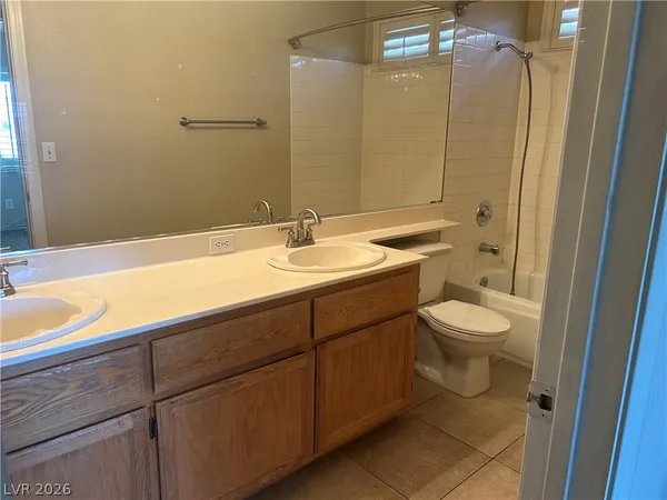 $2,600 | 2624 Ridgewater Circle, Henderson, NV 89074