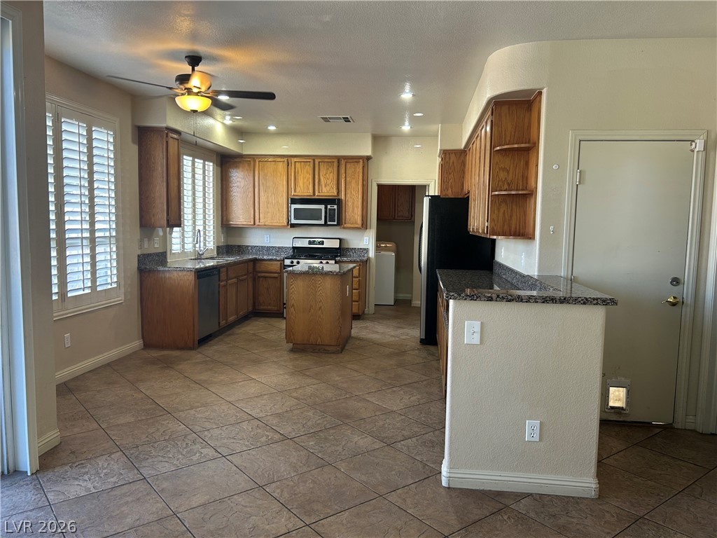 2624 Ridgewater Circle Henderson, NV 89074 - Photo 9 of 35