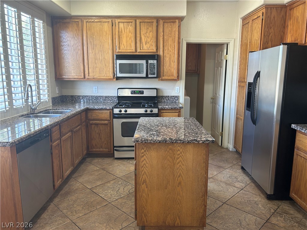 2624 Ridgewater Circle Henderson, NV 89074 - Photo 10 of 35