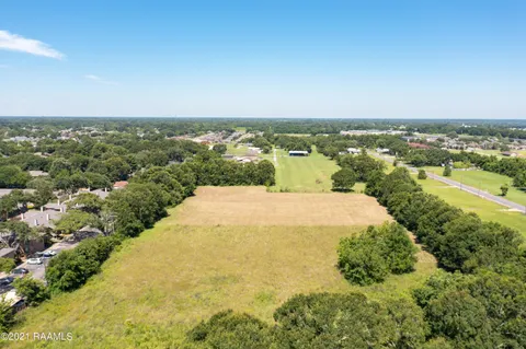 $2,900,000 | 2644 Ambassador Caffery Parkway, Lafayette, LA 70506