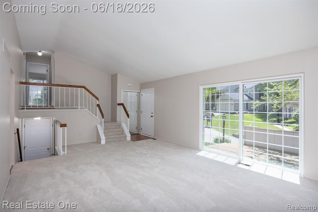 1534 Hidden Valley Lane Rochester Hills, MI 48306 - Photo 6 of 27