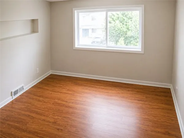 $1,095 | 127 South 17th Street, Pittsburgh, PA 15203