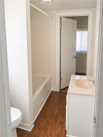 $1,095 | 127 South 17th Street, Pittsburgh, PA 15203