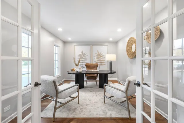 $1,085,000 | 540 Buena Road, Lake Forest, IL 60045