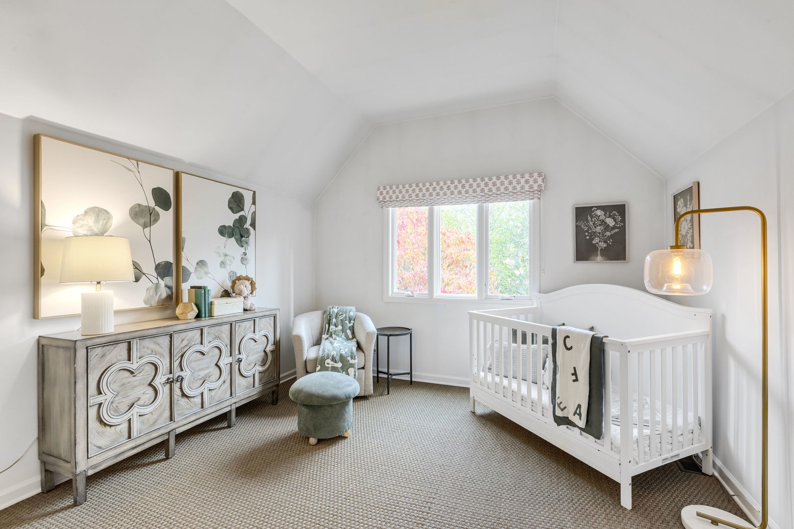 540 Buena Road Lake Forest, IL 60045 - Photo 21 of 35 a bedroom with a bed and a window