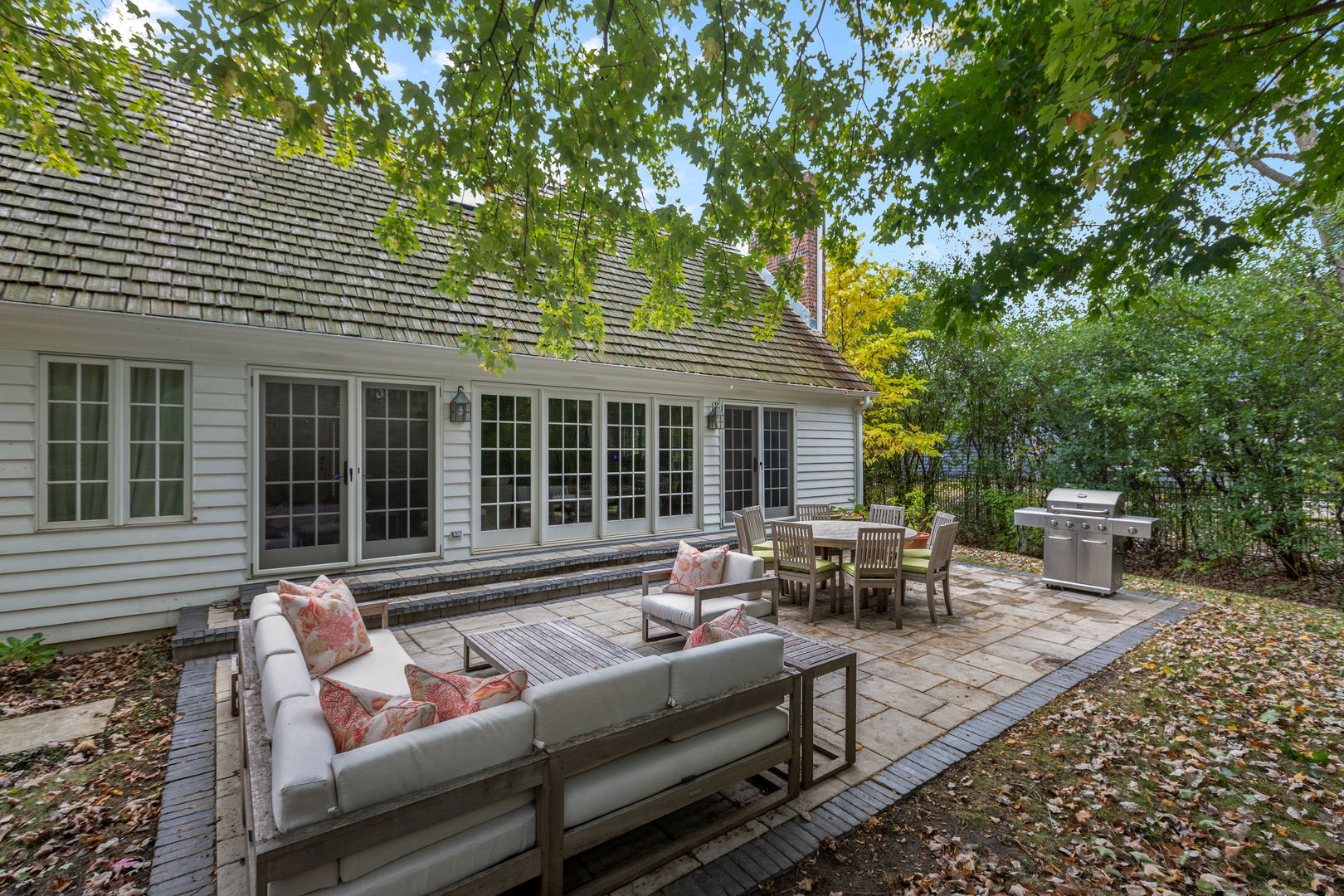 540 Buena Road Lake Forest, IL 60045 - Photo 28 of 35 a outdoor space with patio the couch and chairs