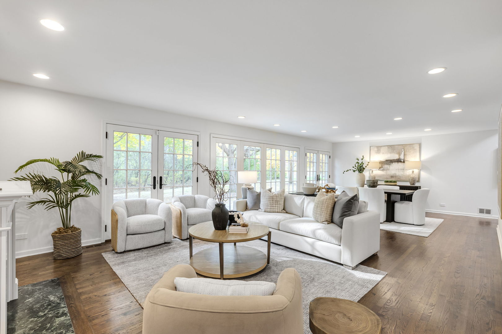 540 Buena Road Lake Forest, IL 60045 - Photo 5 of 35 a living room with furniture potted plant and a large window