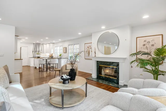 $1,085,000 | 540 Buena Road, Lake Forest, IL 60045