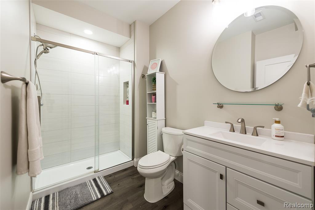 10327 9 Mile Road Whitmore Lake, MI 48189 - Photo 22 of 27 Gallery Image 22