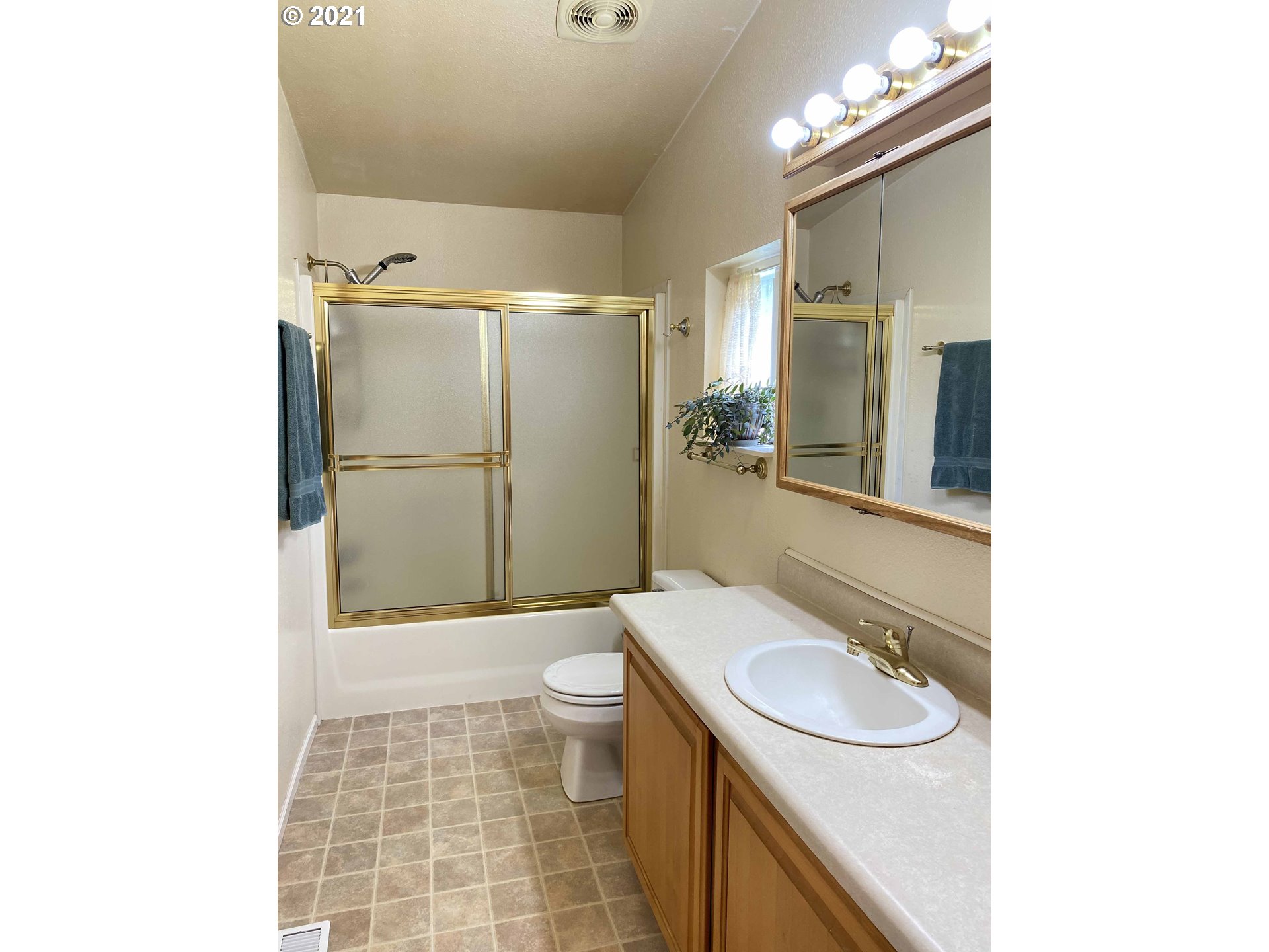7699 Bernhardt Heights Road Florence, OR 97439 - Photo 16 of 31 Gallery Image 16