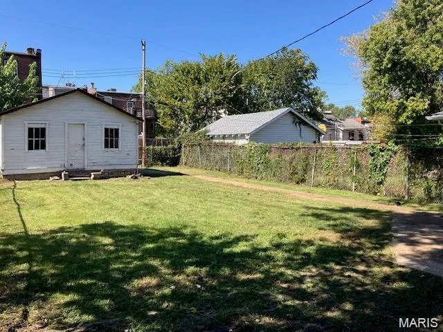 $210,000 | 4135 Minnesota Avenue, St. Louis, MO 63118