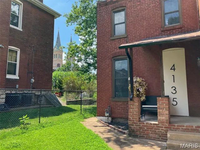 $210,000 | 4135 Minnesota Avenue, St. Louis, MO 63118