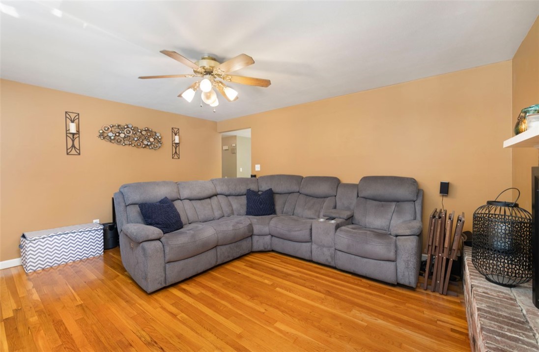 5 Halsey Road Woonsocket, RI 02895 - Photo 3 of 35