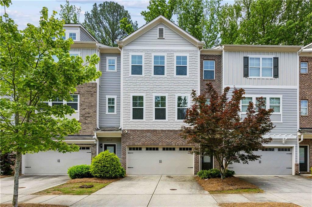 2817 White Oak Lane Decatur, GA 30032 - Photo 2 of 29