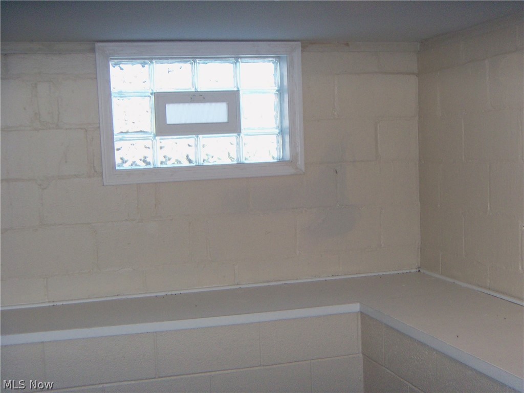 2272 Mogadore Road Akron, OH 44312 - Photo 16 of 20 Gallery Image 16