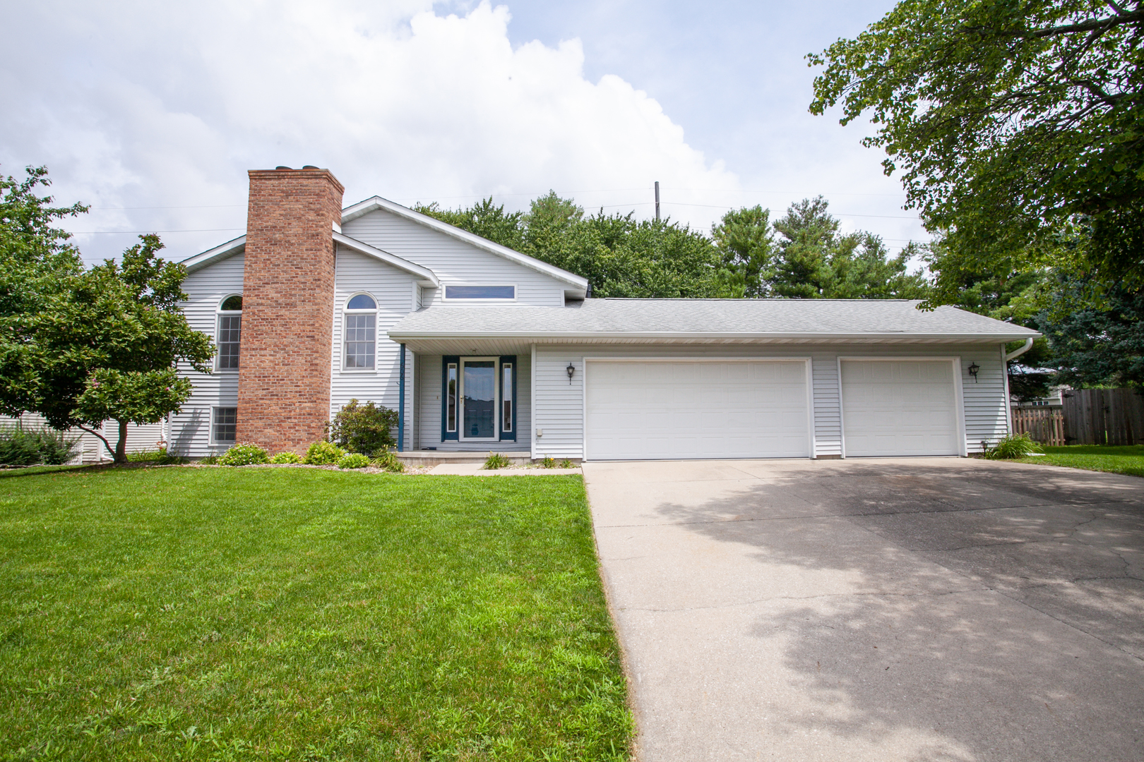 606 Carriage Hills Road Normal, IL 61761 - Photo 1 of 42