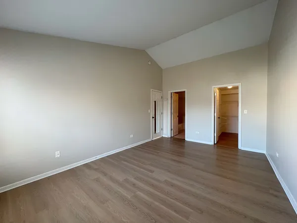 $2,250 | 2611 Cedar Glade Drive, Unit 201, Naperville, IL 60564