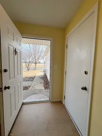 $2,250 | 2611 Cedar Glade Drive, Unit 201, Naperville, IL 60564