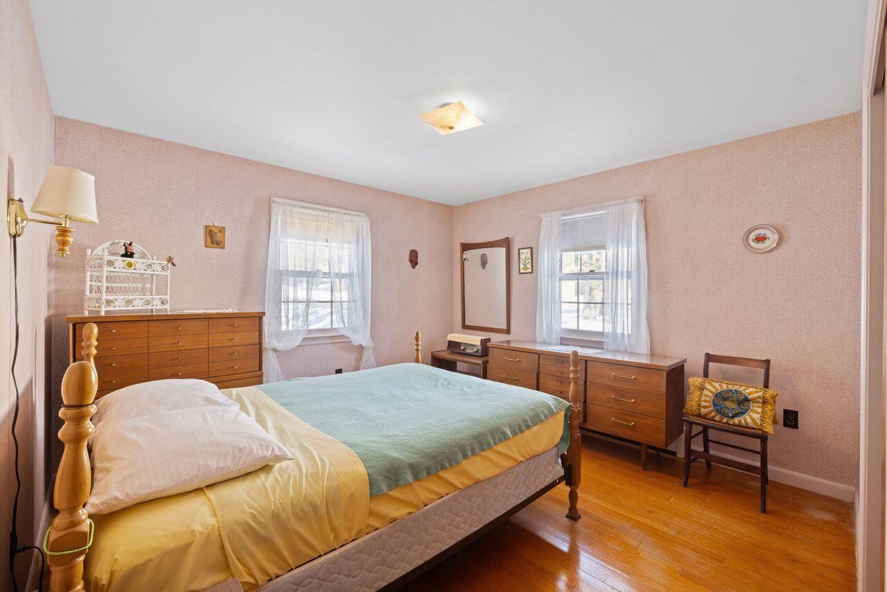 7 Captain Thomas Road Ogunquit, ME 03907 - Photo 15 of 36 Bedroom 1