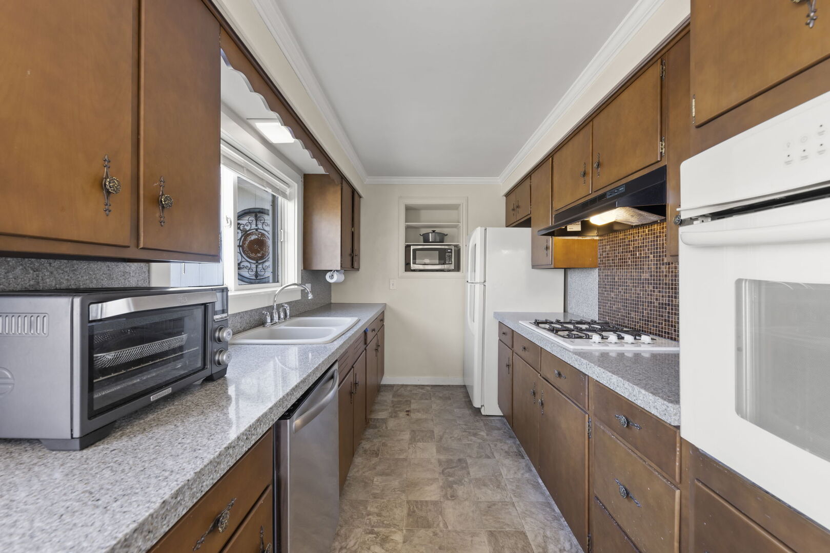 362 1/2 River Bluff Road Elgin, IL 60120 - Photo 19 of 48