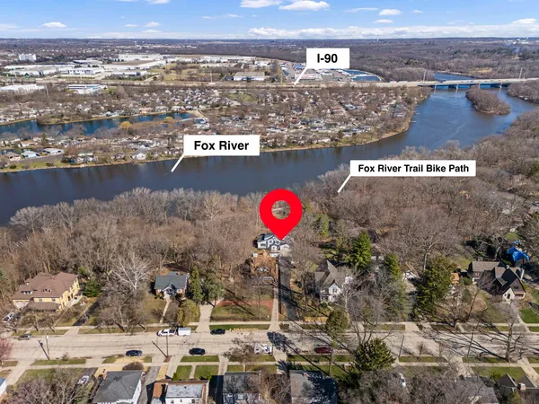 $459,000 | 362 1/2 River Bluff Road, Elgin, IL 60120