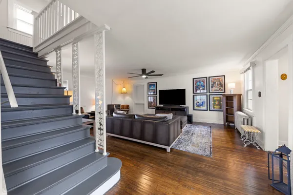 $459,000 | 362 1/2 River Bluff Road, Elgin, IL 60120
