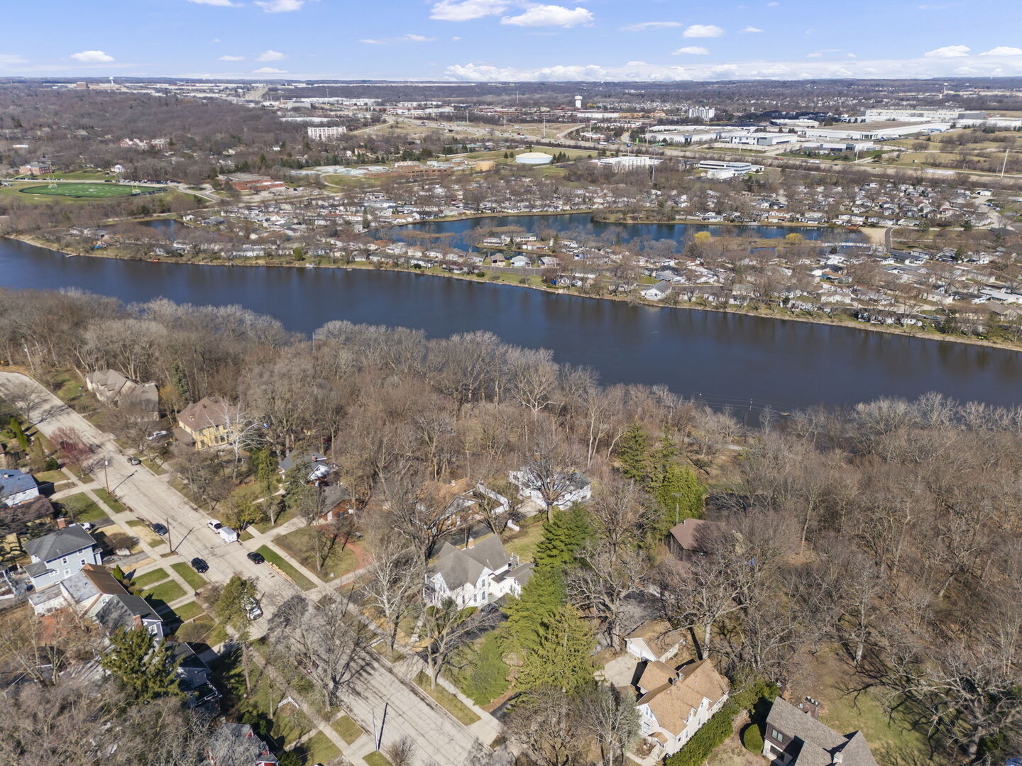 362 1/2 River Bluff Road Elgin, IL 60120 - Photo 35 of 48