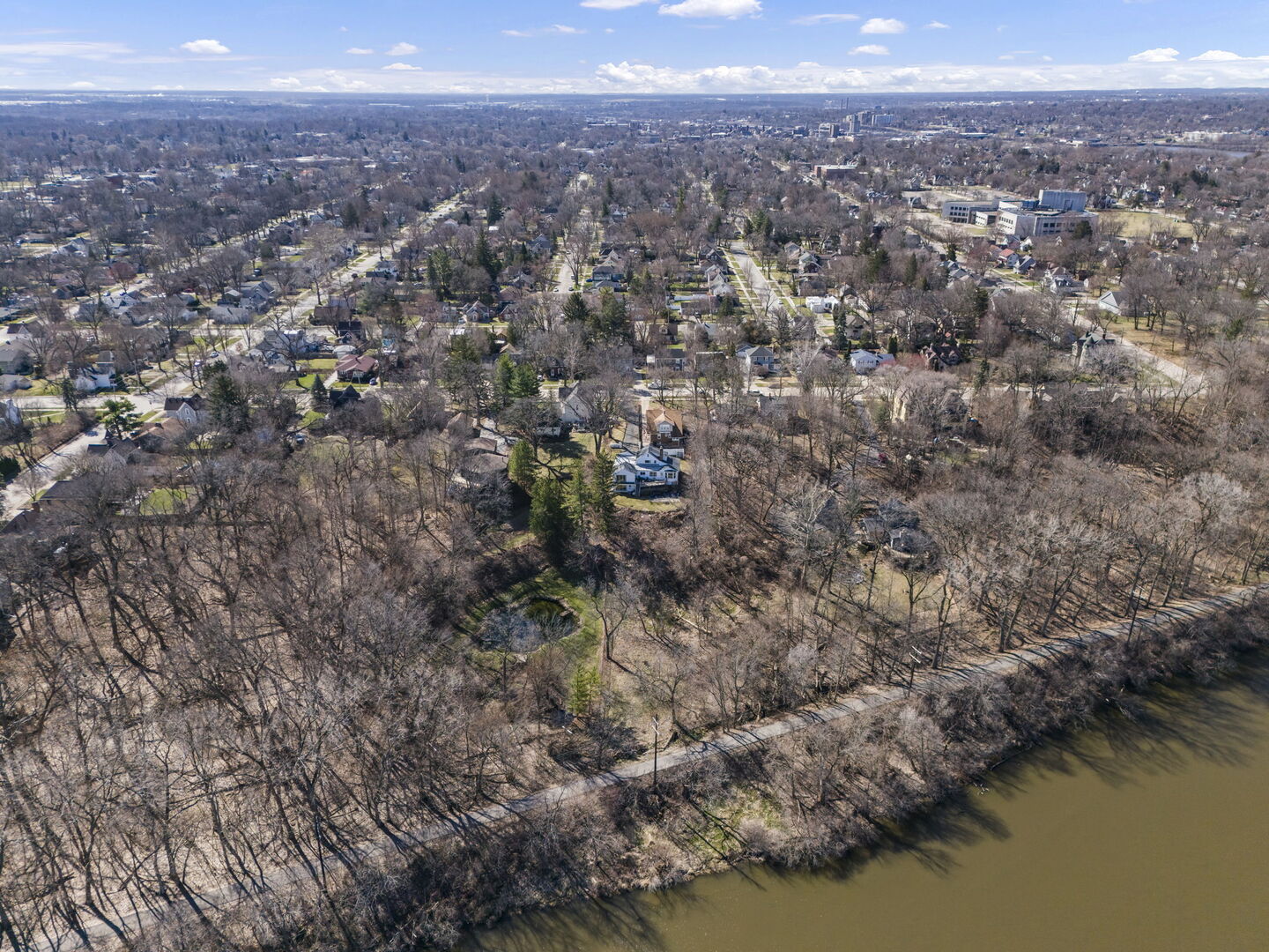 362 1/2 River Bluff Road Elgin, IL 60120 - Photo 38 of 48